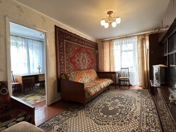 Довгострокова опенда 2к . Проспект миру . Виставка. Хмельницкий