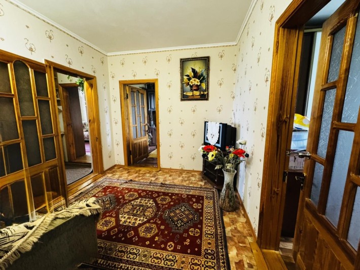 Оренда 1 к.к. ( централізоване опалення, лічильники) - фото 1