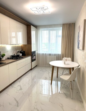 Оренда стильної однокімнатної квартири на Озерній - фото 1