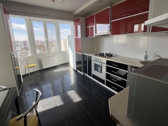 Оренда 2рівневої 2к новобудови на Виставці.Укомплектована.Можна тварин Хмельницкий