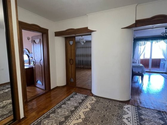 2-х кімнатна квартира, Центр, Палац Творчості Хмельницький