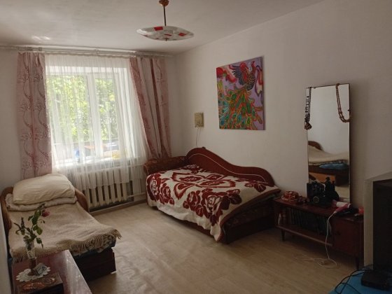 Для одного-двох військових поруч з в/ч Хмельницкий