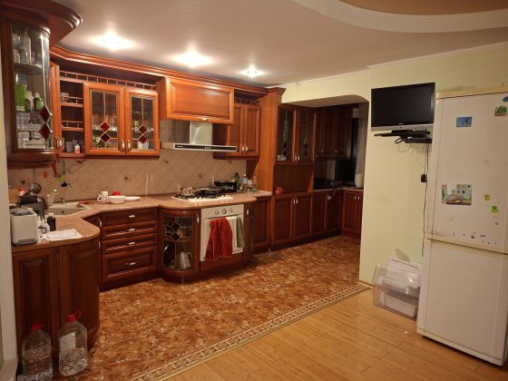 Оренда 2к.квартири в Центрі міста  з меблями  татехнікою