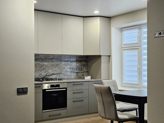 Оренда квартири з дизайнерським ремонтом Озерна