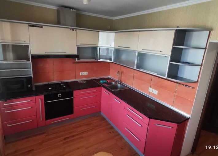 Оренда 2 кімнатної квартири Озерна - фото 1