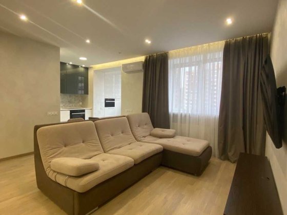 Сдам 1но комнатную квартиру ЖК Днепровская Брама 1