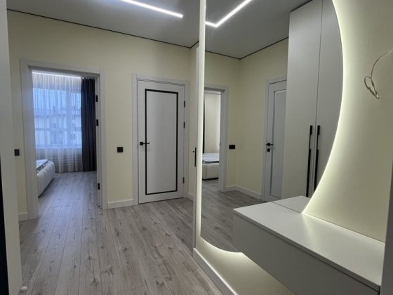 Р-н озеро,парк.ЖК Липки,заарита територ.перша здача,стильної,укомплек. Криховцы