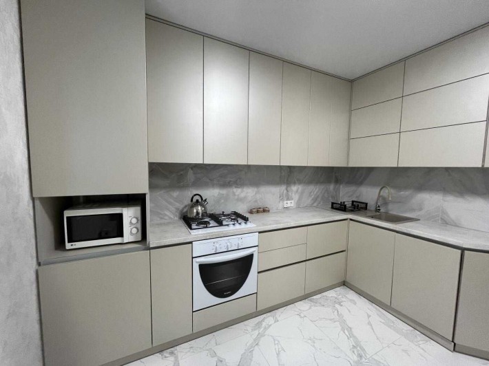 ЖК Чабани 2 ,оренда 1к квартири, є ГАЗ! 2-й поверх! - фото 1