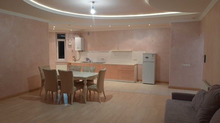 Довгострокова оренда 3к квартири, 124 м.кв., Підгірці ЖК Бірюза - фото 1