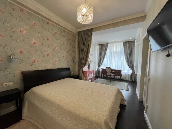 Новая аренда! 3ком., газ, свет,  отлич. ремонт жк Чайка улЛобановского - фото 1