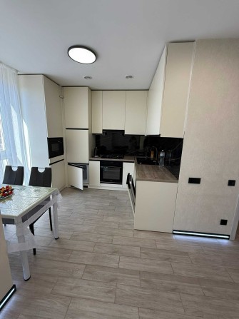 Оренда 1-кім.квартири вул.Лісна(ЖК Вілла Зубра) - фото 1