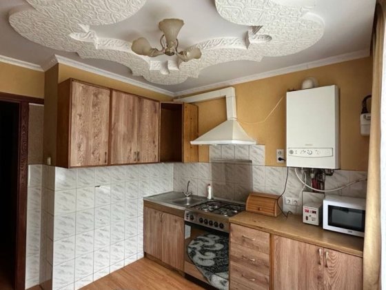 Оренда 3 кімнатної квартири в Новоявоворівську Новояворівськ