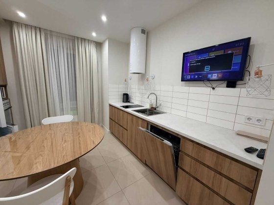 Первая аренда с дорогим ремонтом. ЖК Радужный Лиманка