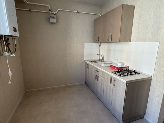 Сдам пустую однокомнатную квартиру, жк 7 небо