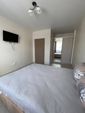 Сдам однокомнатную квартиру, жк 7 небо - фото 1