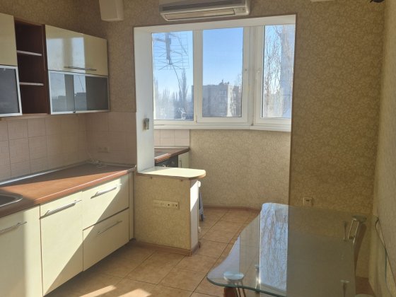 Сдам 2-х комнатную квартиру на Добровольского/ Дома Центролита