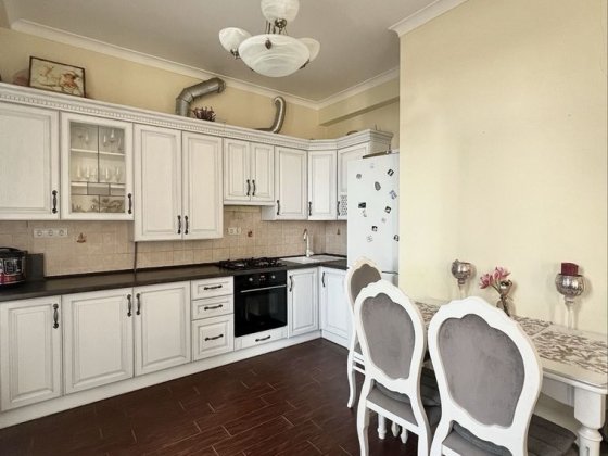 Сдам светлую и просторную квартиру в ЖК Зеленый Мыс Крыжановка