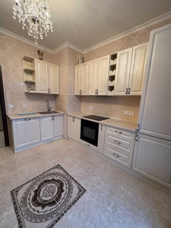 Сдам долгосрочно двухкомнатную квартиру в 5 Жемчужине. - фото 1