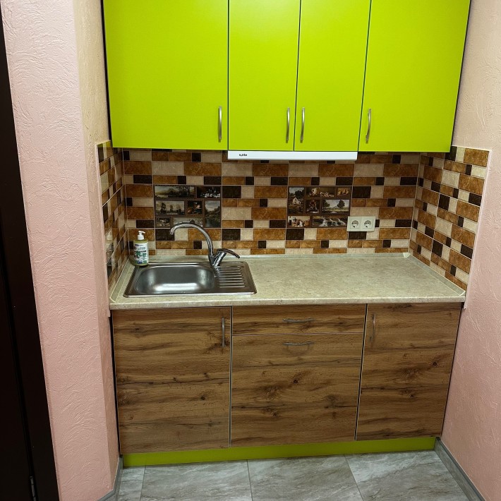 Сдам -1 комнатную студию - фото 1