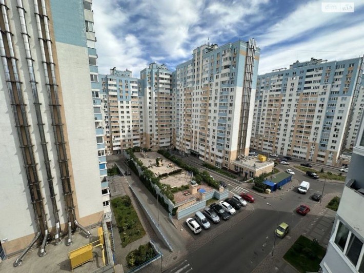 Продаж 3-к квартири вул. Сергія Данченка 28 - фото 1