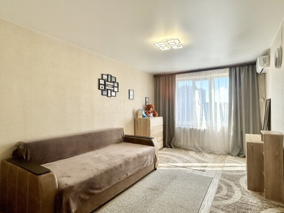 Продаж, без %: 3-кімнатна квартира 73,3м2 на 9пов./16 пр-т Голосіївський,11 (метро Деміївська) Киев