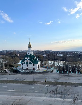 Оренда! 2х кімнатна квартира в центрі міста. - фото 1