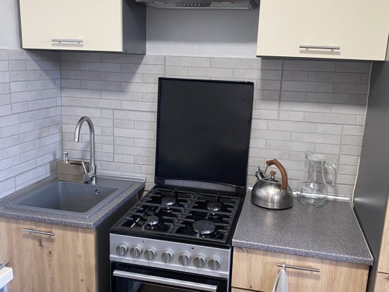 Здається однокімнатна в центрі Бровары