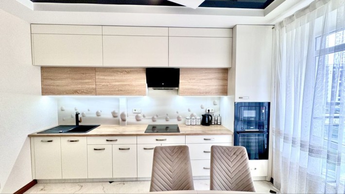 Оренда 2к каартири поруч парку та озера у ЖК Липки - фото 1