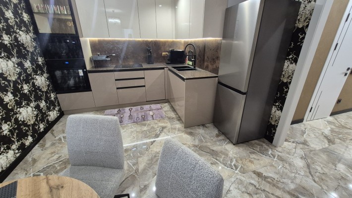 Оренда 2кім.кв. комфорт парк. - фото 1