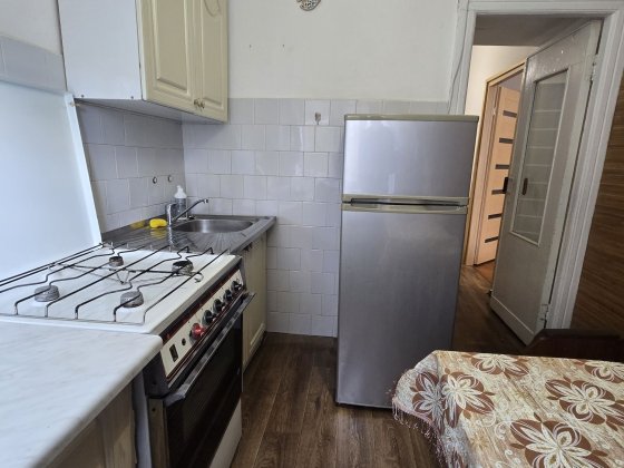 2-кім.кв. вул. Ленкавського Ивано-Франковск