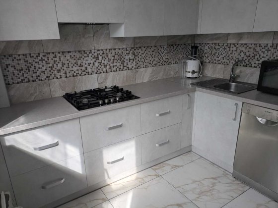 Вітянська 4-А. «СВІЖИЙ» РЕМОНТ, не здавалась (ніхто не жив). ГАЗ ! Вишневое