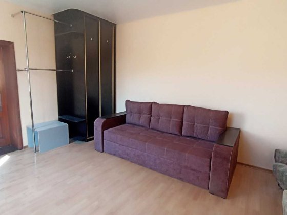 Здам 1-к кв в приватному будинку в центрі Вишневого. Місце для машини. Вишневое