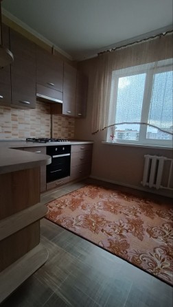 Оренда 1-кімнатної квартири м-в Піщаний - фото 1