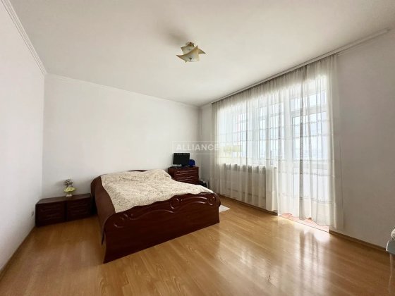 Оренда 3кімнатної квартири неподалік центру!