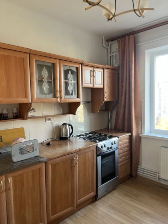 Здається 2х кімнатна квартира по вул.Целевича. Без комісії. Вільна - фото 1