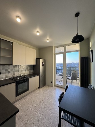 Оренда 1к квартири в ЖК Синергія Сіті! Поруч набережна, 5хв до центра! - фото 1