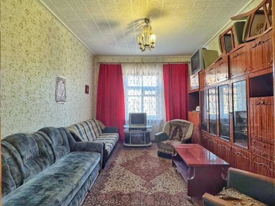 Сдам 2к.кв. с АВТОНОМКОЙ ( р-н Универмага) Кривой Рог