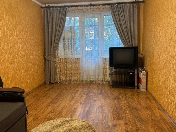 2 комн квартира с ремонтом и частично с мебелью Кривой Рог