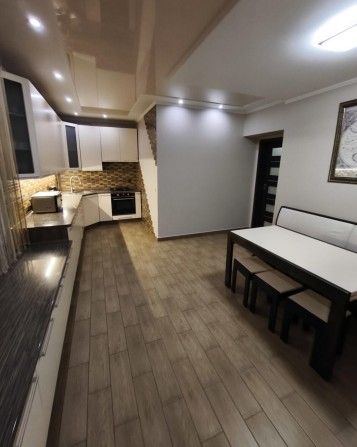 3 кімнатна в ЖК неподалік міського озера - фото 1