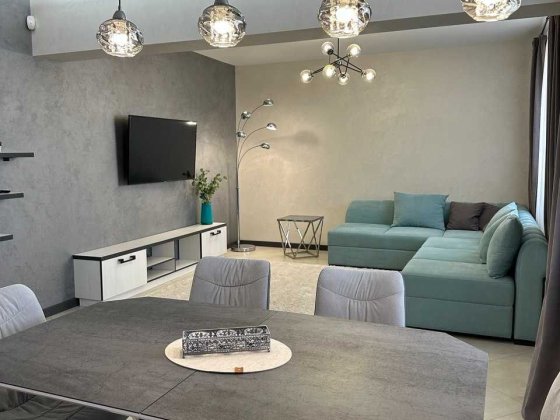 Оренда елітної квартири з терасою.