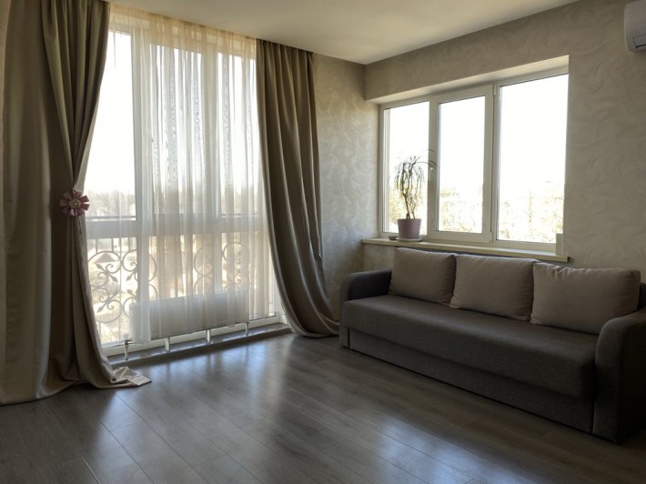 Оренда просторої 1к квартири. ЖК Соборний Linevich - фото 1