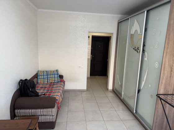 Здам 1к.кв.студія-25 м кв.вул.Джерельна Беруть з тваринами.Облаштована