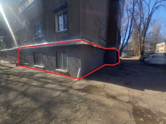 Продам приміщення з окремим входом. Будівельників 5а. Гарний ремонт- все як на фото. Дніпро