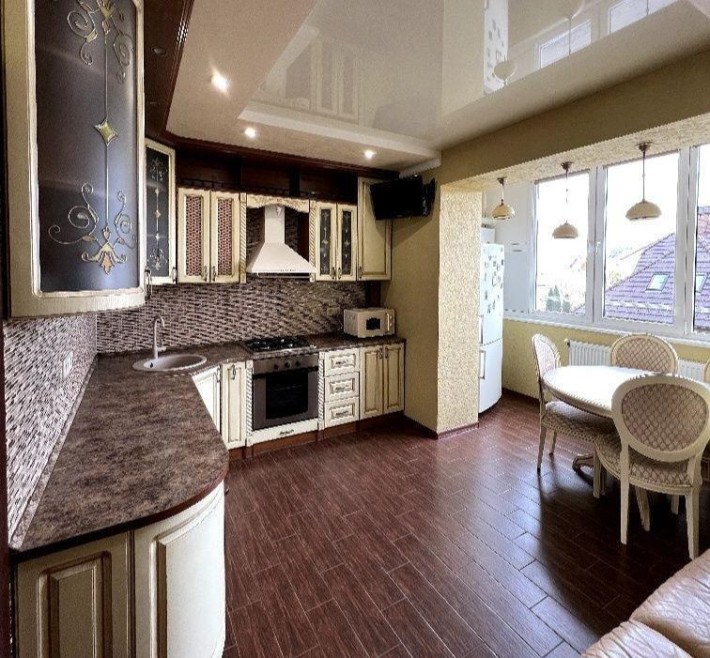 ЕПІЦЕНТР АРСЕН 2 кімнатна на Каскаді 2 поверх - фото 1