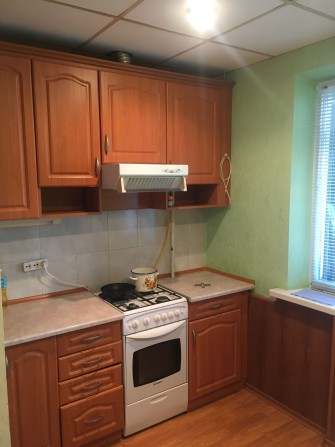 Сдам 2 комнатную квартиру от хозяина - фото 1