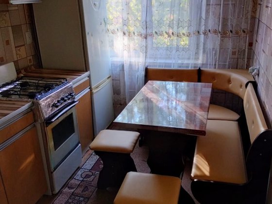 Сдаётся 2комн. квартира мкр. Юбилейный дом 5 ,меблирована, цена 5500гр Кривой Рог