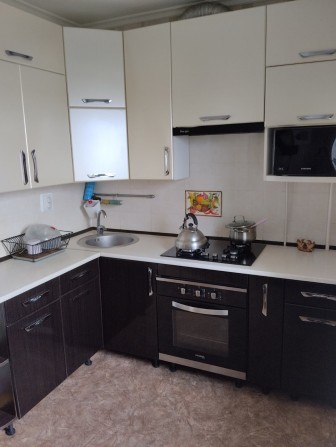 Оренда 2кім квартири по пр Соборності - фото 1