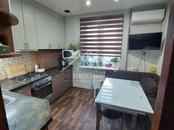 Оренда затишної двокімнатної квартири на Східному-2 по Лісового. Кривой Рог