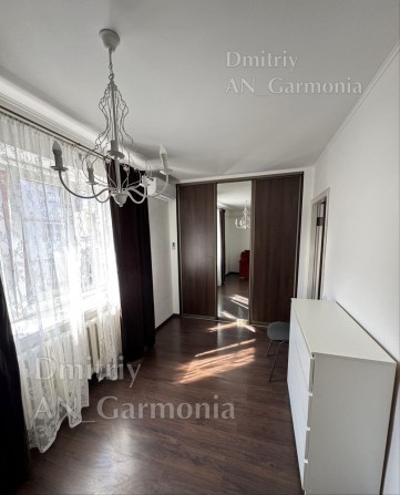 2-к Подол, Богдана Хмельницкого - фото 1