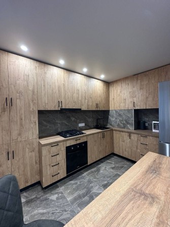 Оренда 1 км квартири в центрі міста - фото 1